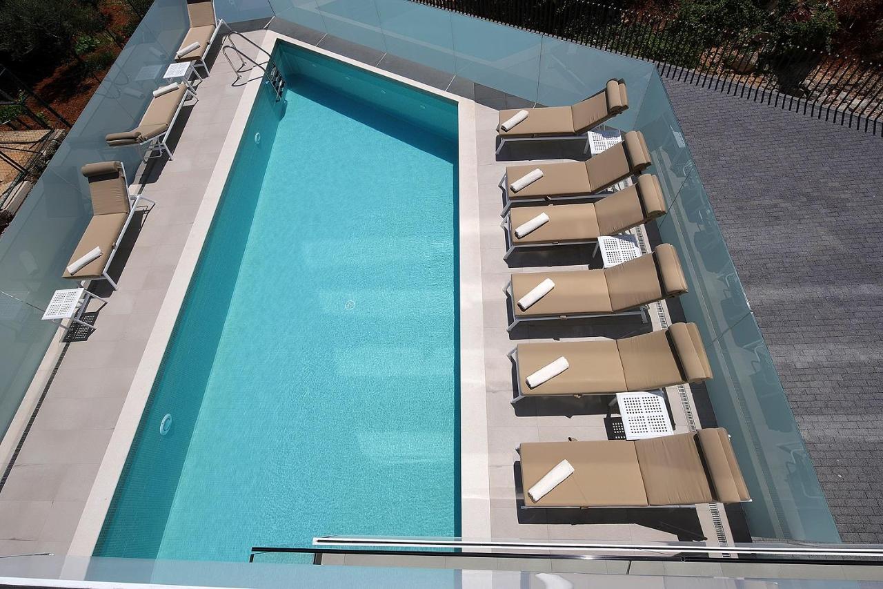 New Apartment With Swimming Pool Near The Beach Ičići Dış mekan fotoğraf